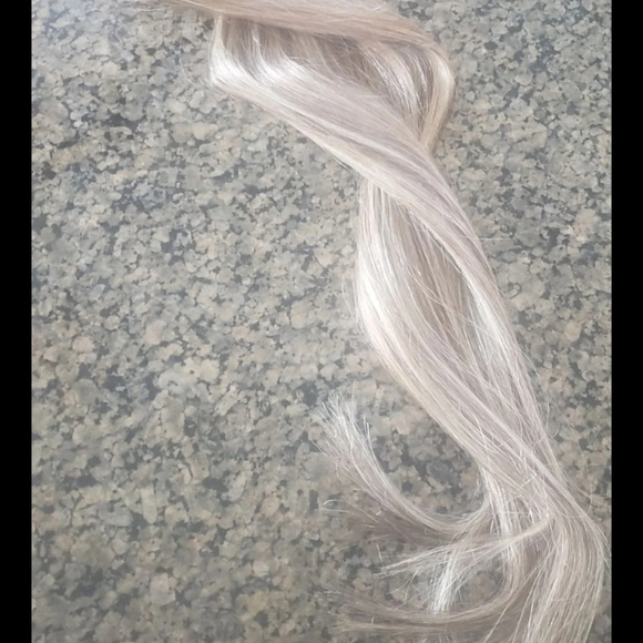 Human hair extensions - Picture 10 of 14